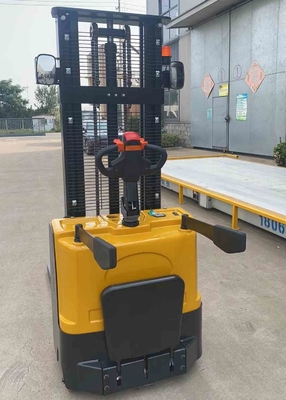 1.5ton 3000mm Light weight Full electric platform stacker with side wheels for tight spaces use