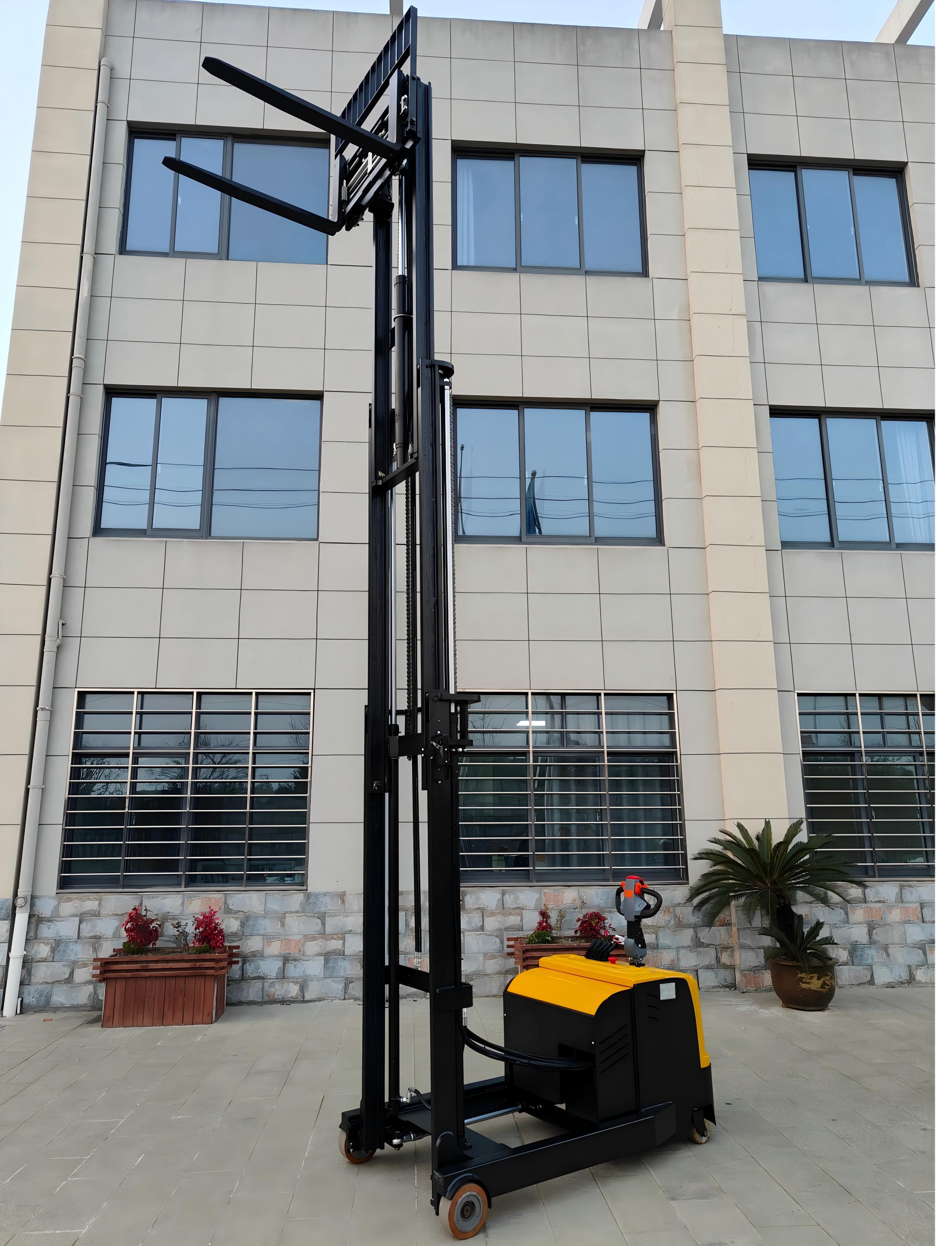 1.5 Ton Electric Reach Stacker Forklift with 3000-6000mm Lift Height